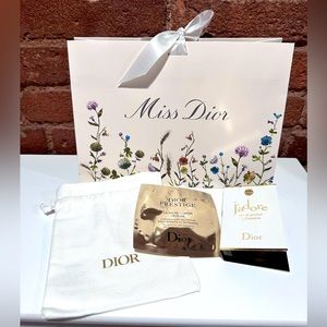 Dior Gift bag & Trial size kit
